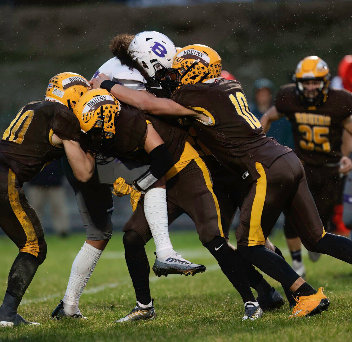 093022-ir-spt-football-CHS-3.jpg